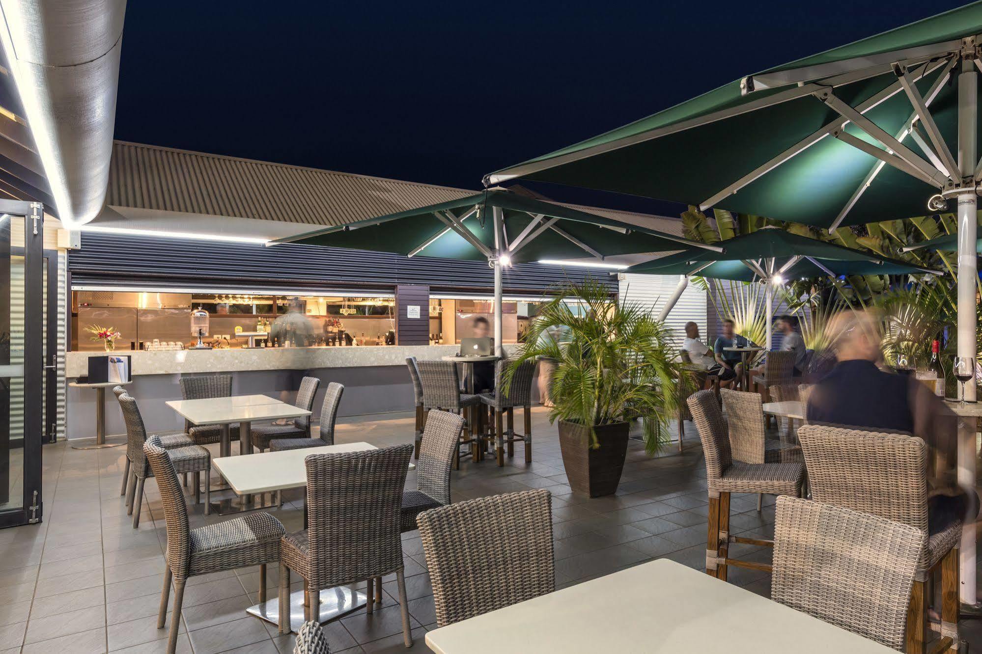 Oaks Cable Beach Resort Экстерьер фото